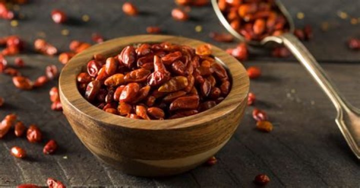 What do you do with chili Pequin?