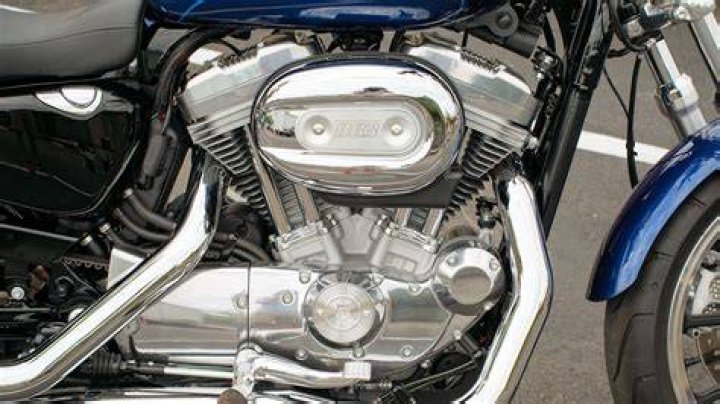 What engine is in the Evo 4?